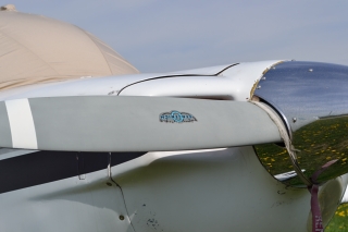 Sensenich 4-Seater